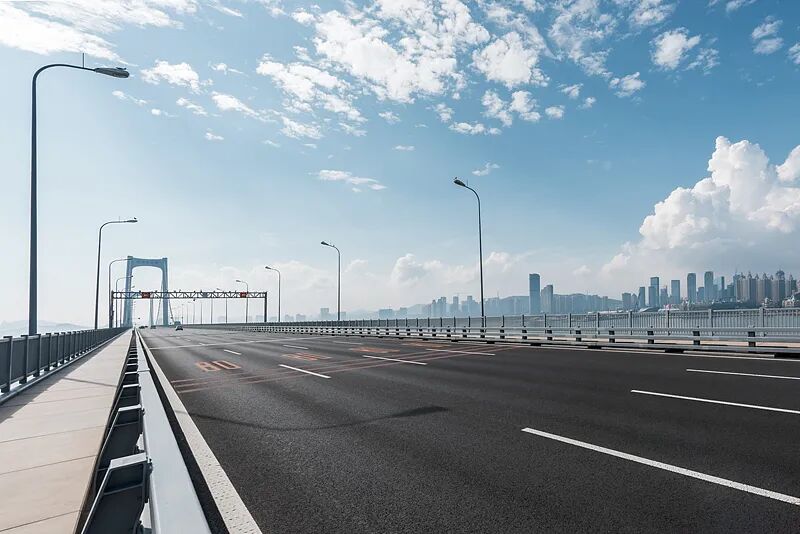 乐广高速老人坠桥紧急救援!附高速公路桥梁间隙科普